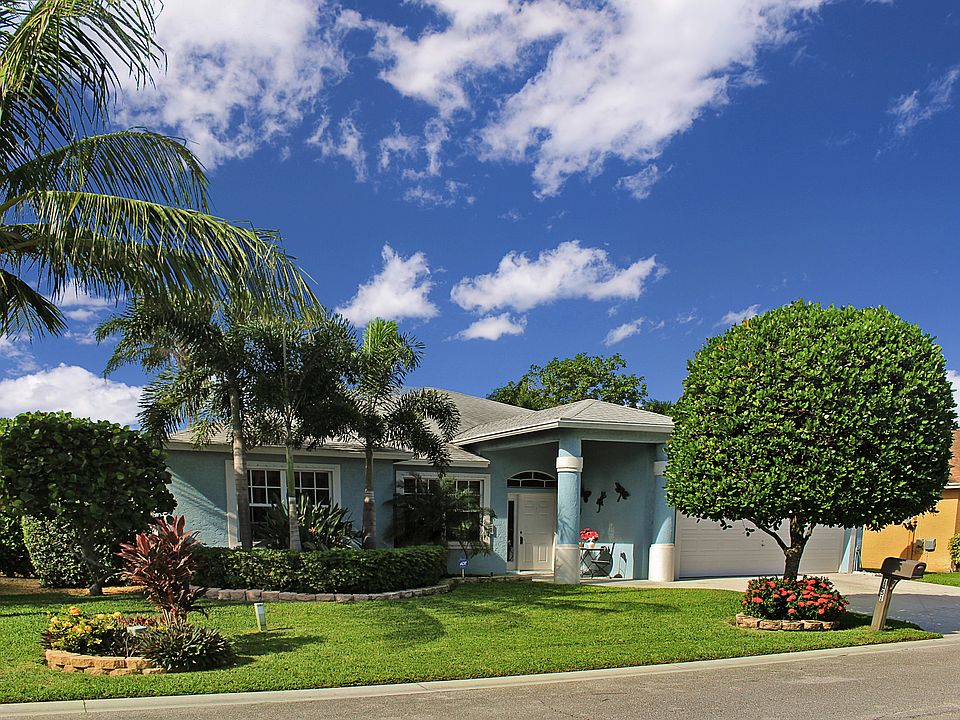 1st image of 1451 Fairway Cir