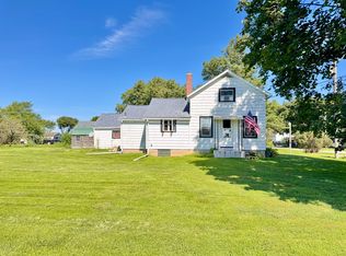 1285 Hickory St, Eldena, IL 61324