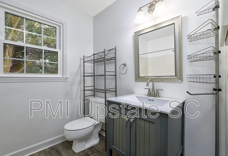 206 Manassas Dr — Photo 21