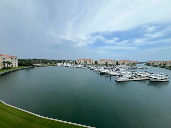 13 Harbour Isles Dr W #Penthouse 02, Fort Pierce, FL 34949