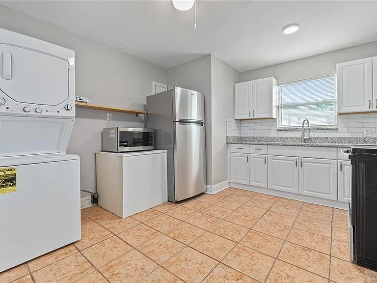 917 30th Ave N #1 — Photo 9