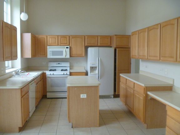 5th image of 4714 Windridge Ct
