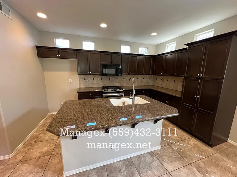 4029 Harlan Ranch Blvd — Photo 6