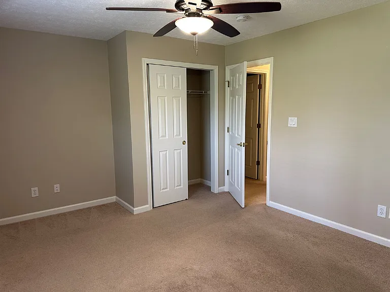 7686 Briarstone Ln — Photo 22