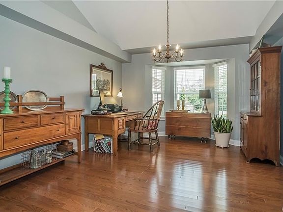 4th image of 9828 Rolling Pines Dr
