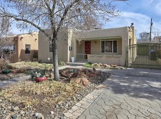 222 Richmond Dr SE, Albuquerque, NM 87106