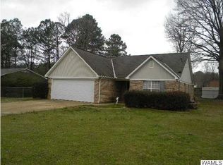 25 Booth Est, Northport, AL 35473