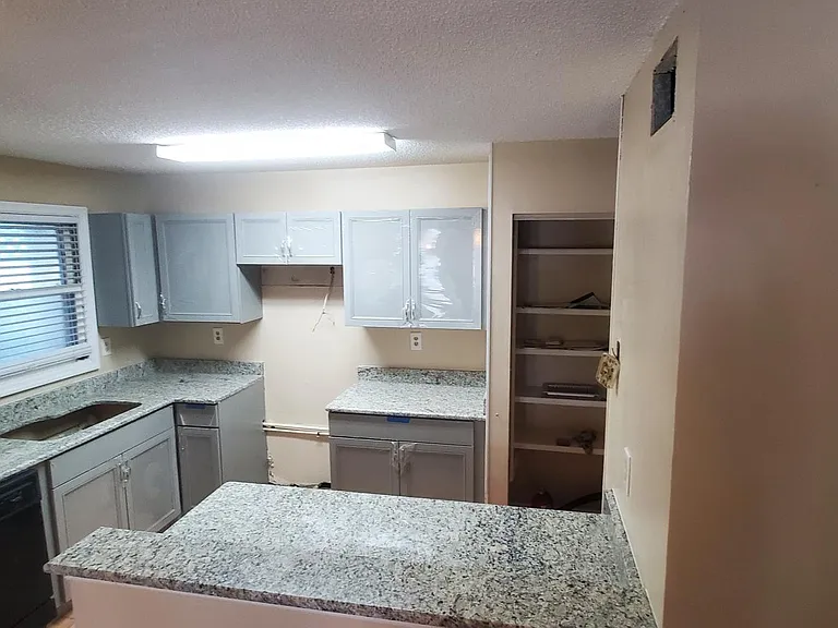 15 B St #B — Photo 8