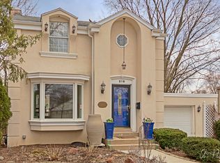 516 S 4th Ave #0, Libertyville, IL 60048