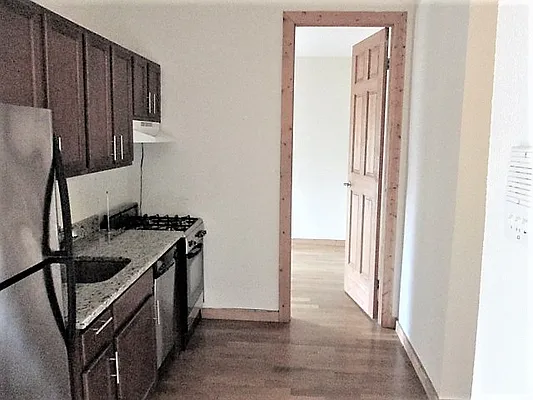 Rented by The Hamilton Group | media 6