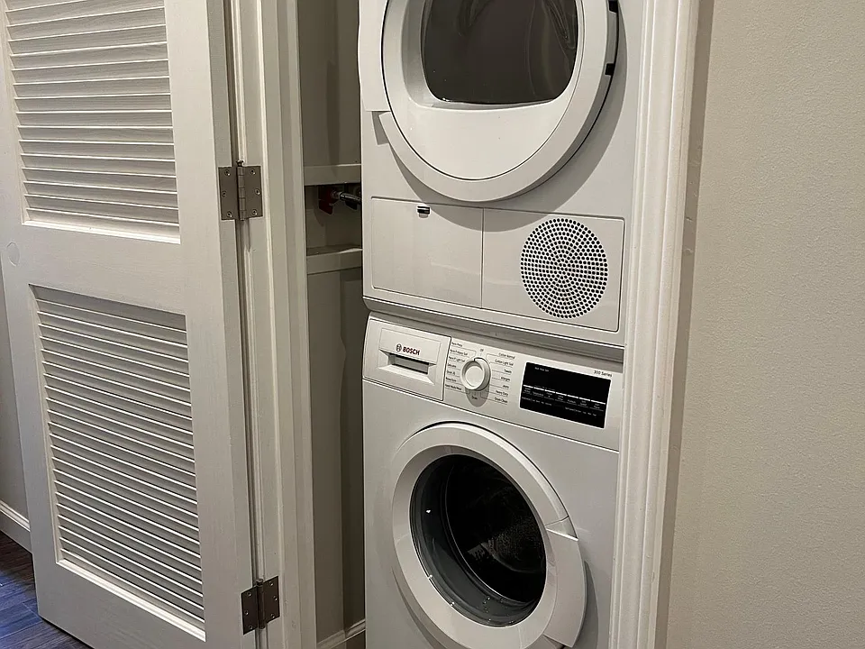 in-unit washer and dryer