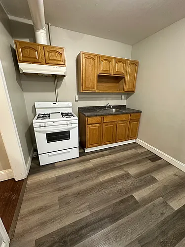 35 Squire St #B2 Photo 1