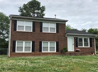 102 Puett Dr, Stanley, NC 28164