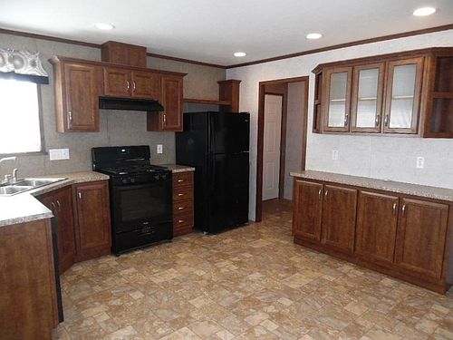 2nd image of 2911 Appletree Ln