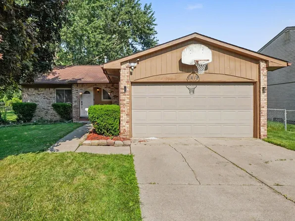 1418 Oakview Dr, Canton, MI 48187