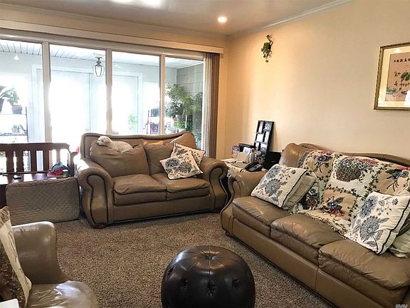3rd image of 7018 266th St