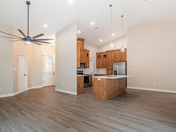 4th image of 7972 E 34th Ln