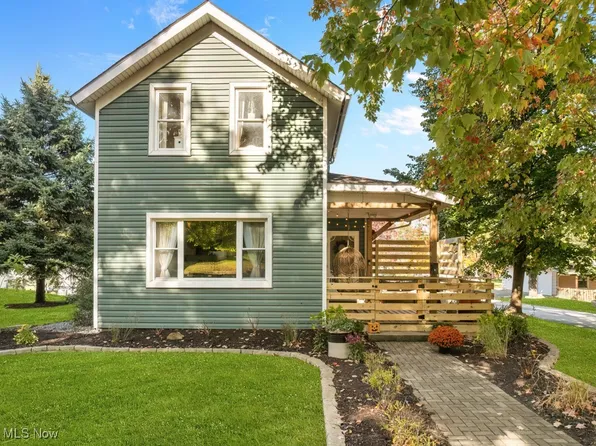 400 High St, Doylestown, OH 44230