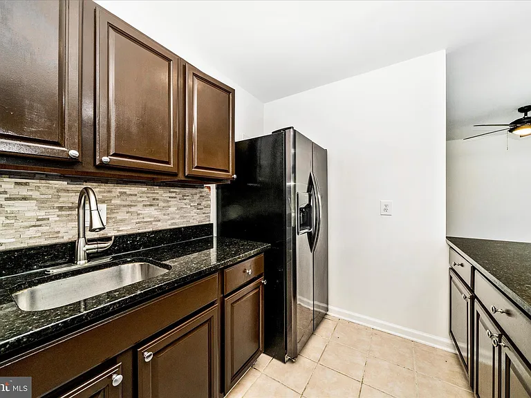 12202 Braxfield Ct #16/228 — Photo 20