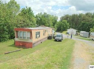 1144 Pinyon Cir, Pigeon Forge, TN 37863