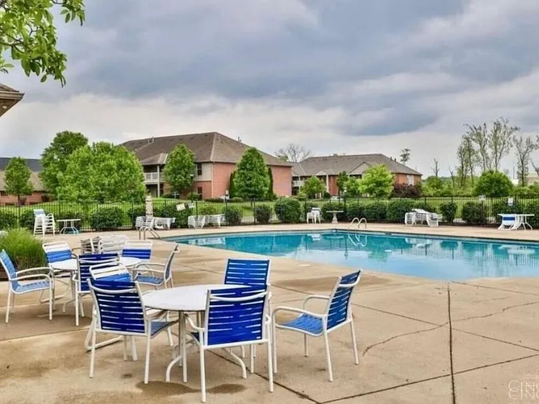 7883 Pinnacle Point Dr — Photo 18