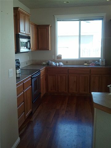 2nd image of 2416 Skyview