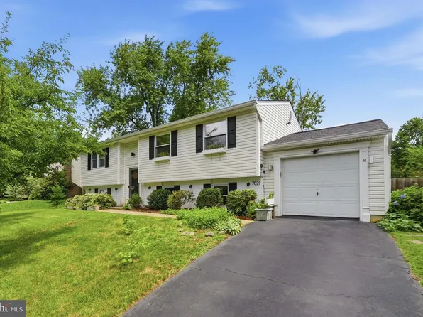 7021 Bedrock Rd, Alexandria, VA 22306