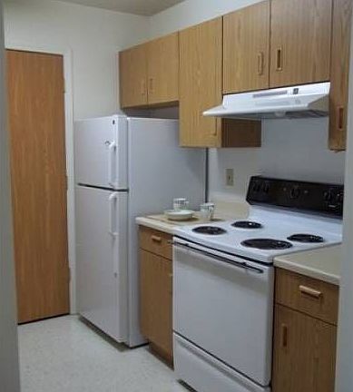 Right side of Kithcen