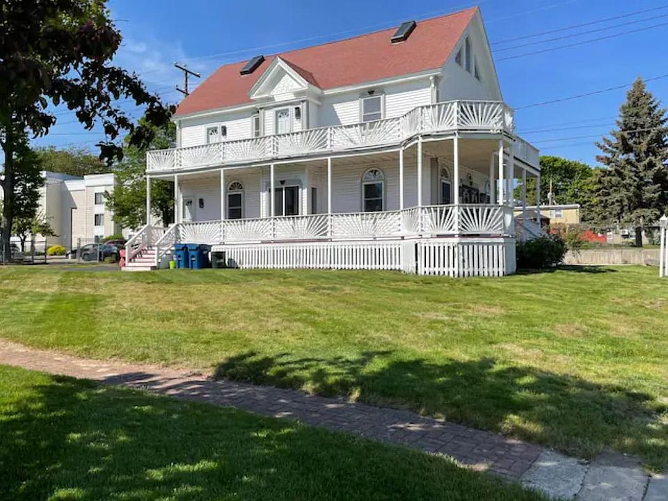 1st image of 26 Saco Ave