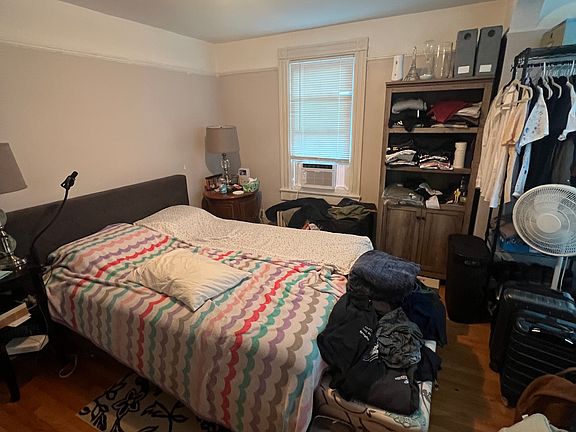 5th image of 28 Dell St #1-L