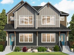 10 W Lewiston Way NE, Calgary, AB T3P2H7