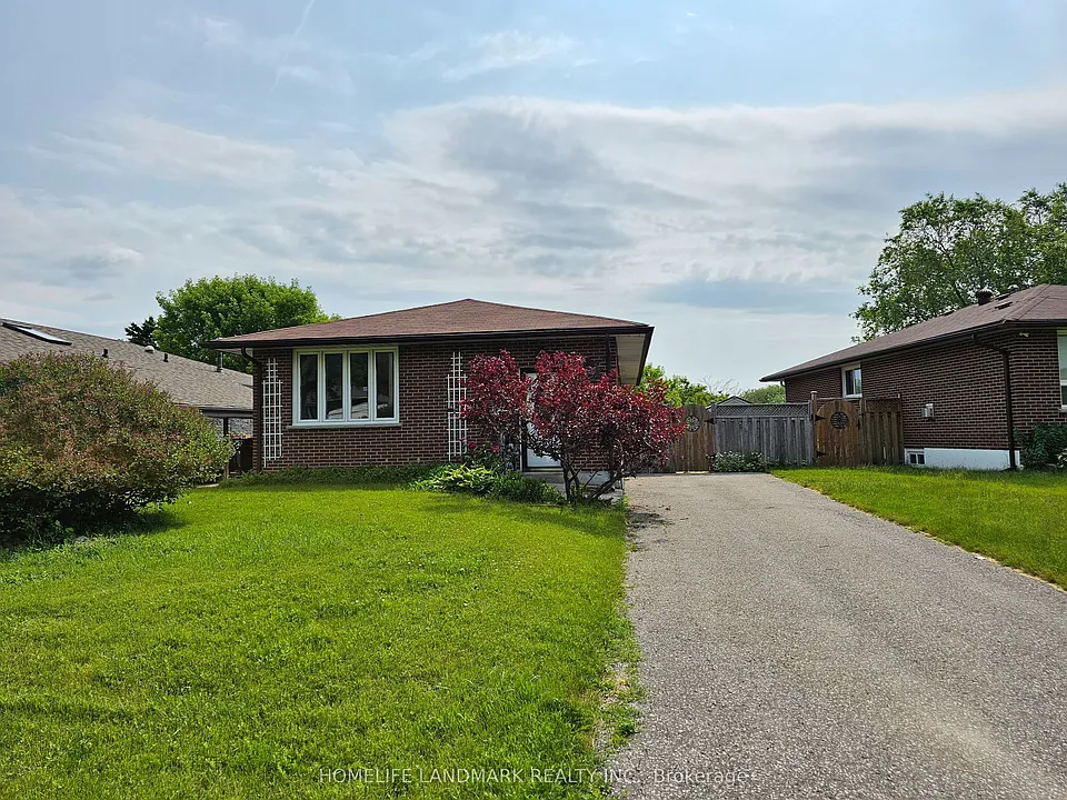 499 Tennyson Ct #LOWER