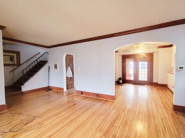 291 Roxborough Rd