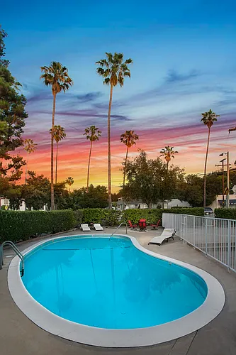 310 Pasadena Ave #19 Photo 1