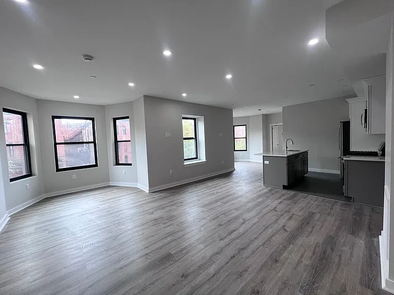 6-12 Blackwood Street — Photo 75