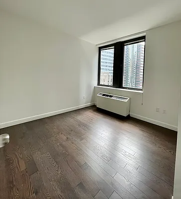 Rented by Lalezarian Properties | media 16