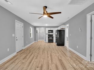 205 W Elliott St, Chester, SC 29706