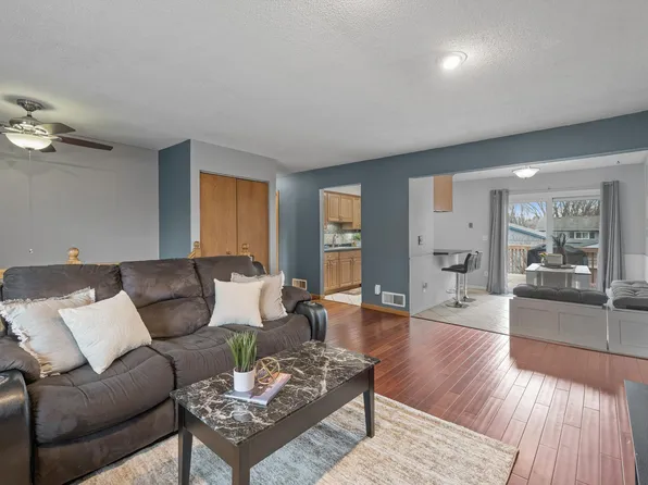 1716 Eugene St, White Bear Lake, MN 55110