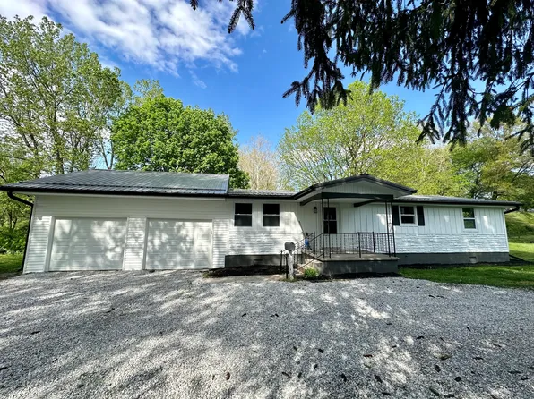 1502 9th St, Covington, IN 47932