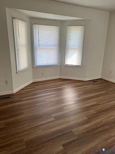3 bed, 2.0 bath, 1048 sqft, $1,850 — Photo 2