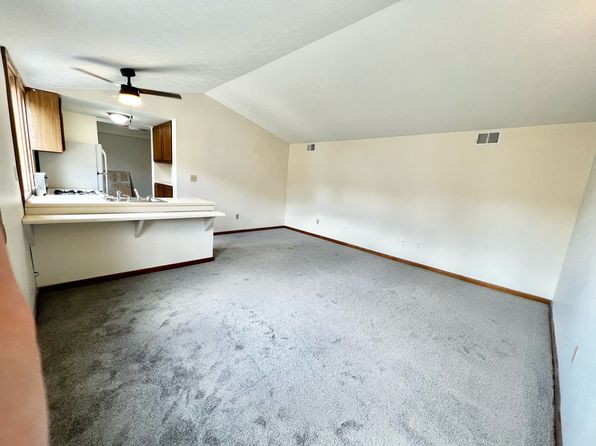 40 Race St