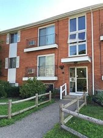 1st image of 7 Endicott St APT 1