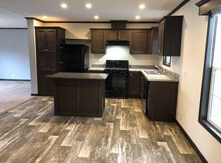 1811 Hawk Dr, Kalamazoo, MI 49008