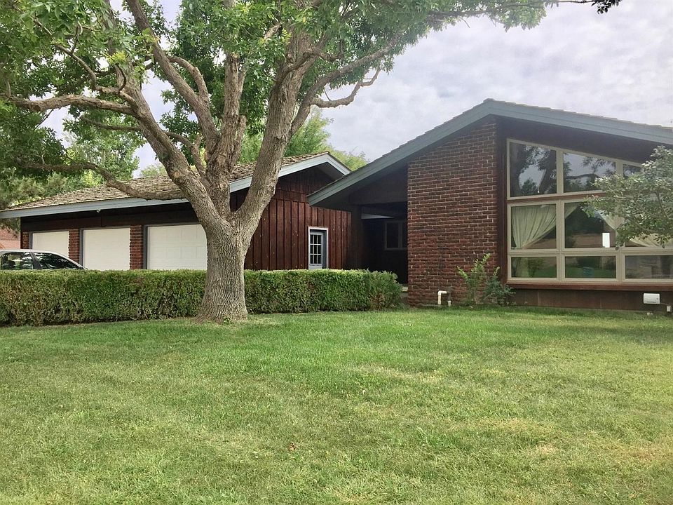 1st image of 1702 E Crestway Dr