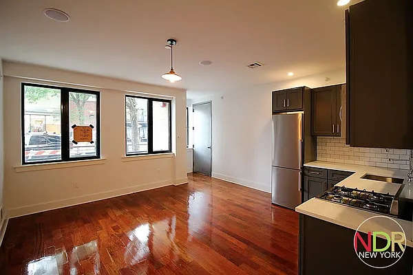 Rented by Next Door Realty NYC | media 22