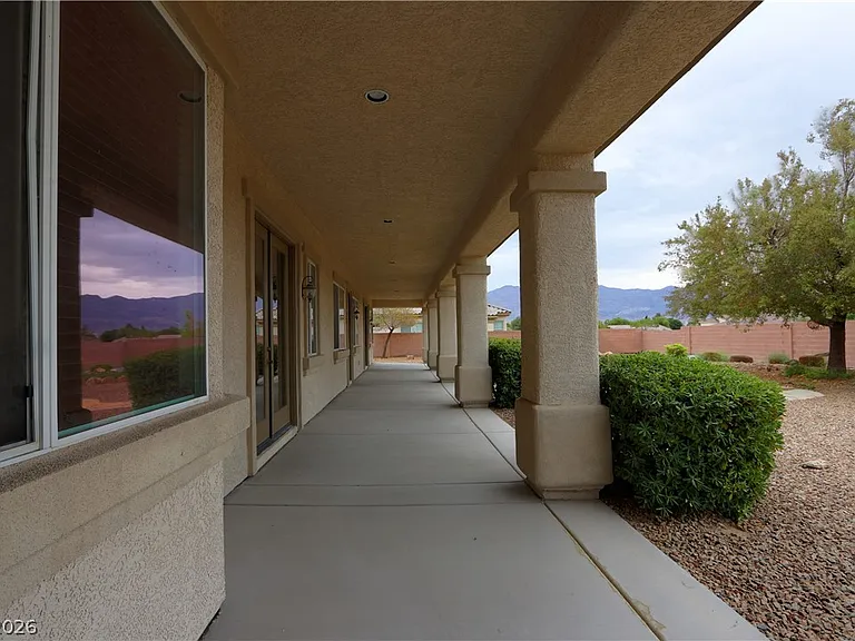 7560 Prancing Pony Ct — Photo 24