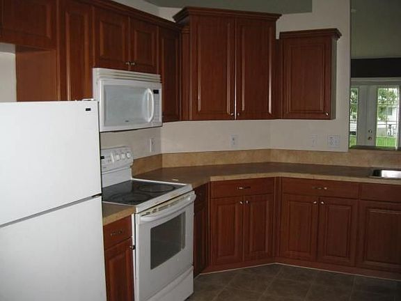 4th image of 6151 106th Ave