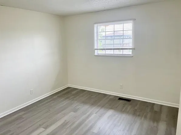 1800 Sanford Dr APT 4, Little Rock, AR 72227