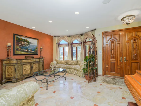 2233 East 72nd Street image 6 of 38