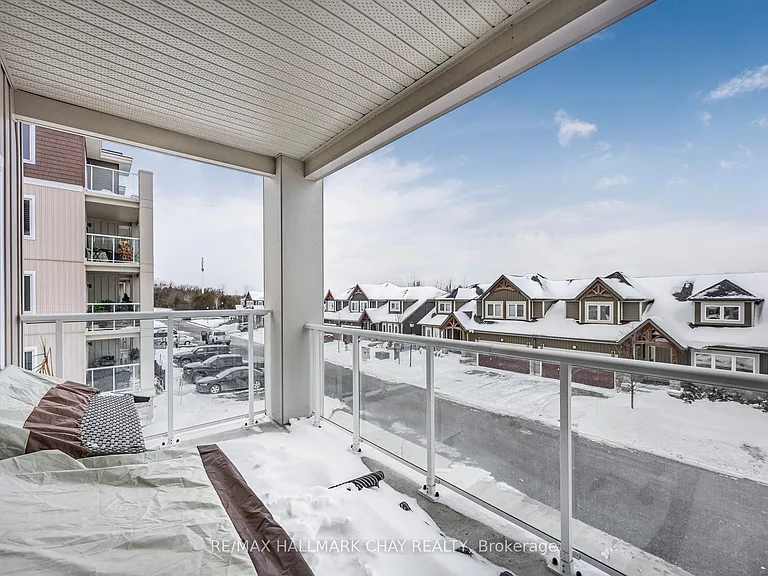 5 Spooner Cres #210 — Photo 19
